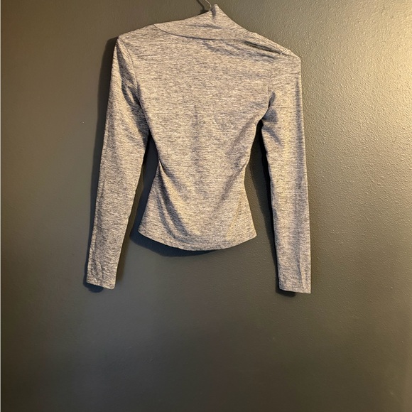 SHEIN Body Con Heather Gray Long Sleeve Top Size XS - Picture 3 of 5